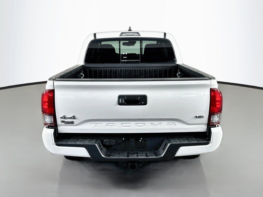 Used 2023 Toyota Tacoma SR5 w/ Technology Package AWD/4WD image 6