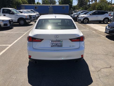 Used 2014 Lexus IS 250 w/ Navigation Package RWD image 8