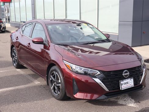 Certified 2025 Nissan Sentra SV image 3