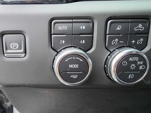 Certified 2024 GMC Sierra 1500 AT4X w/ AT4X AEV Edition AWD/4WD image 23