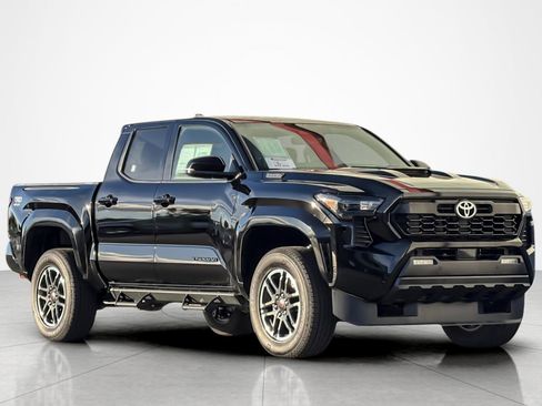 Certified 2025 Toyota Tacoma TRD Sport image 7