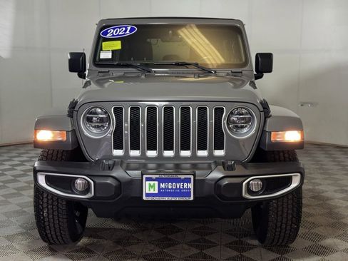 Used 2021 Jeep Wrangler Unlimited Sahara image 8