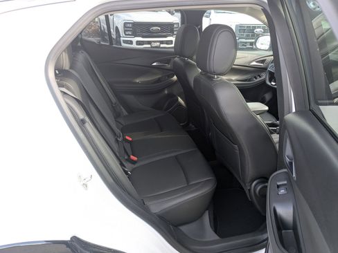 Used 2024 Buick Encore GX Sport Touring image 30