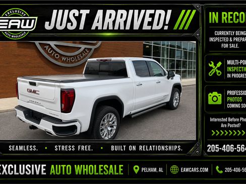 Used 2023 GMC Sierra 1500 Denali w/ Technology Package AWD/4WD image 1
