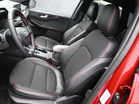 New 2026 Ford Escape ST-Line w/ Cold Weather Package image 10