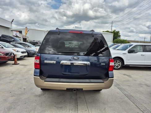 Used 2013 Ford Expedition XLT image 6