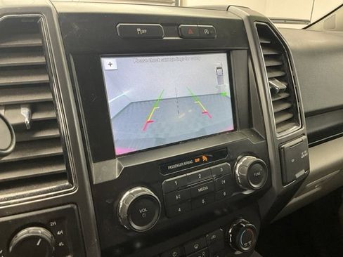 Used 2019 Ford F150 XLT w/ Trailer Tow Package image 5