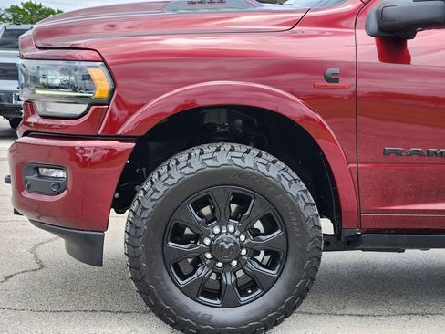 Used 2023 RAM 2500 Limited AWD/4WD image 9