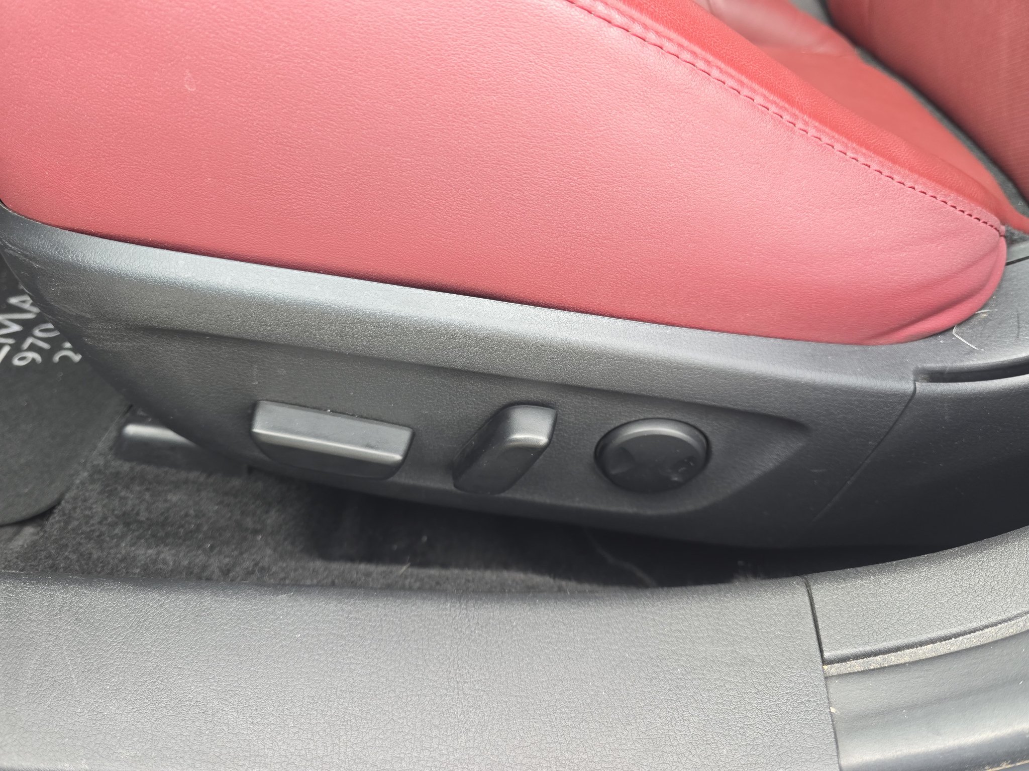 Used 2025 MAZDA MAZDA3 s AWD/4WD image 16