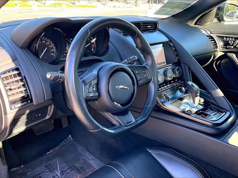 Used 2016 Jaguar F-TYPE Coupe image 16