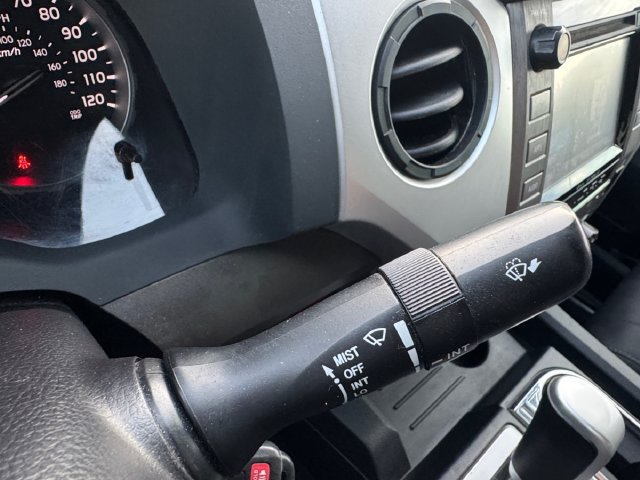 Used 2018 Toyota Tundra SR5 w/ SR5 Upgrade Package RWD image 12