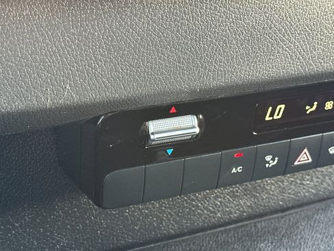 Used 2019 Mercedes-Benz Sprinter 144 Cargo image 29