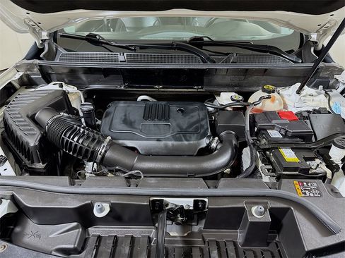 Used 2023 GMC Acadia SLT image 30