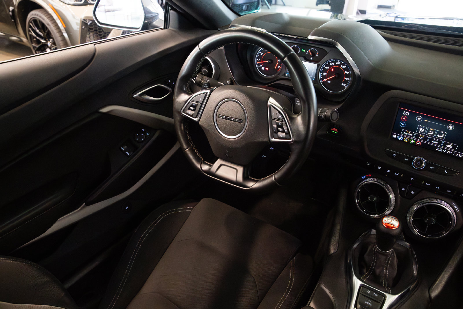 Used 2023 Chevrolet Camaro LT RWD image 9