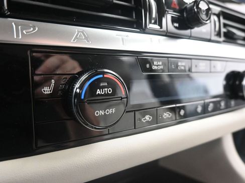 New 2026 Nissan Pathfinder SL image 14