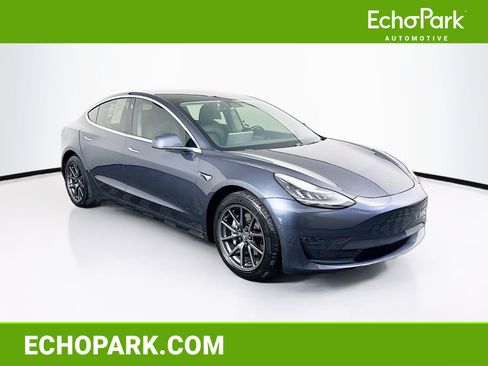 Used 2018 Tesla Model 3 Long Range image 1