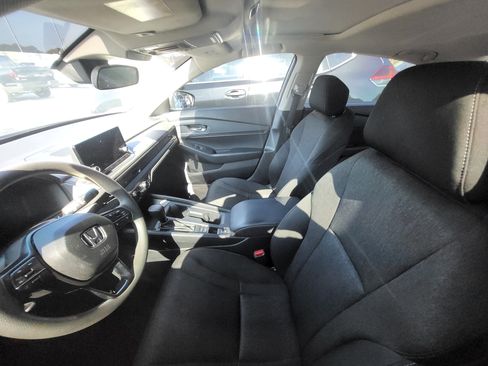 Used 2023 Honda Accord EX image 10