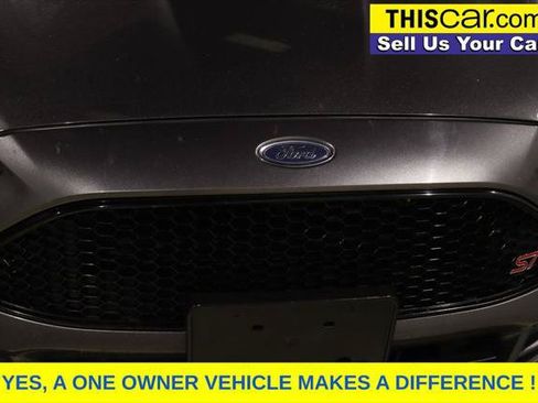 Used 2015 Ford Focus ST w/ Equipment Group 402A FWD image 12