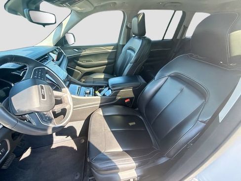Used 2023 Jeep Grand Cherokee 4WD 4xe image 29