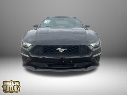 Used 2022 Ford Mustang Premium RWD image 3