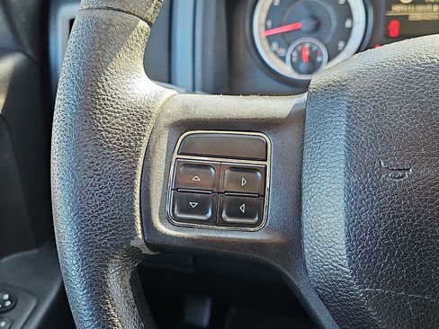 Used 2016 RAM 1500 Express image 19
