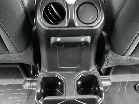 Used 2021 Jeep Wrangler Unlimited Sport AWD/4WD image 20