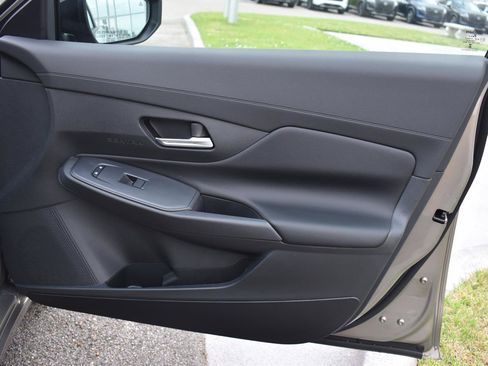 Used 2026 Nissan Sentra SV w/ SV Convenience Package FWD image 47