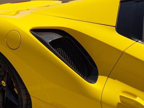 Used 2020 Ferrari 488 Pista Spider RWD image 29