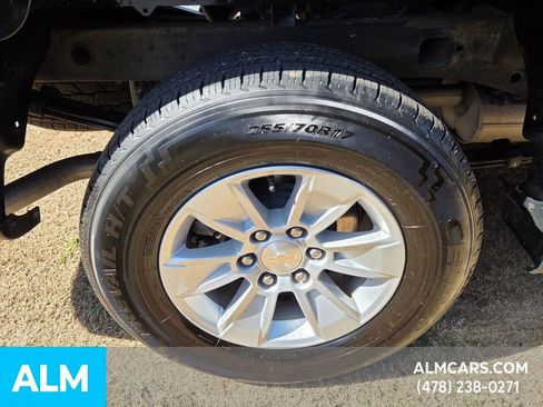 Used 2025 Chevrolet Silverado 1500 LT image 13