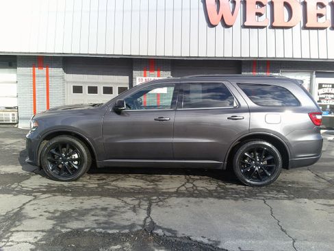 Used 2018 Dodge Durango R/T w/ Trailer Tow Group IV image 2