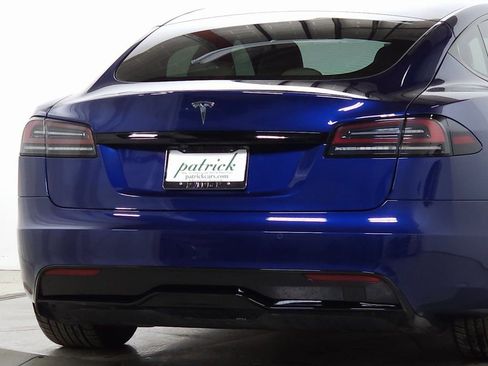 Used 2022 Tesla Model S Base image 11