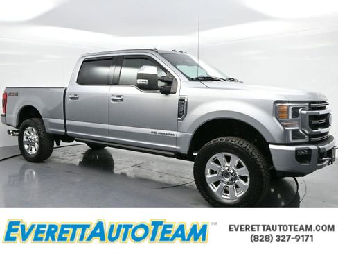 Used 2021 Ford F250 Platinum image 1