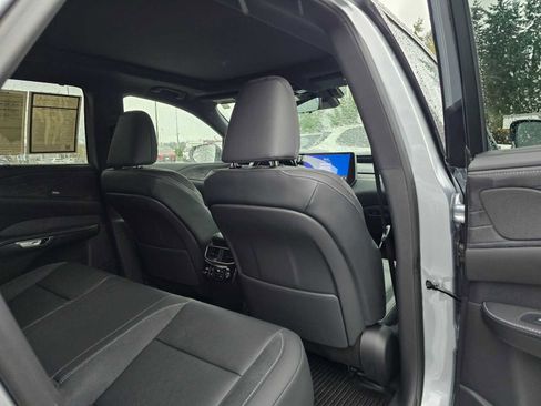 Used 2024 Lexus RX 350 image 16