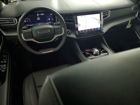 New 2026 Jeep Grand Wagoneer Limited AWD/4WD image 18