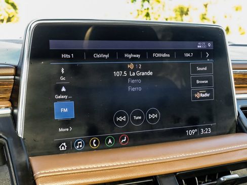 Used 2021 Chevrolet Tahoe High Country AWD/4WD image 27