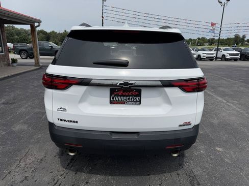 Used 2023 Chevrolet Traverse RS FWD image 5