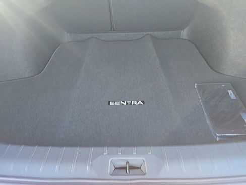 New 2026 Nissan Sentra SR FWD image 32