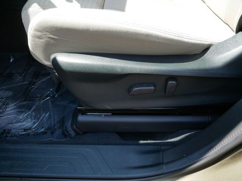 Used 2025 Subaru Ascent Premium AWD/4WD image 22
