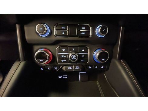 Certified 2023 GMC Yukon XL AT4 w/ AT4 Premium Plus Package image 14