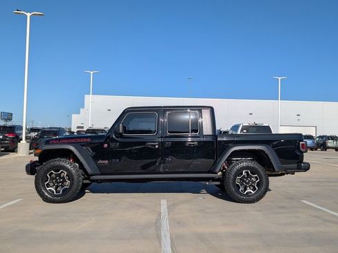 Used 2022 Jeep Gladiator Rubicon w/ Trailer Tow Package AWD/4WD image 3