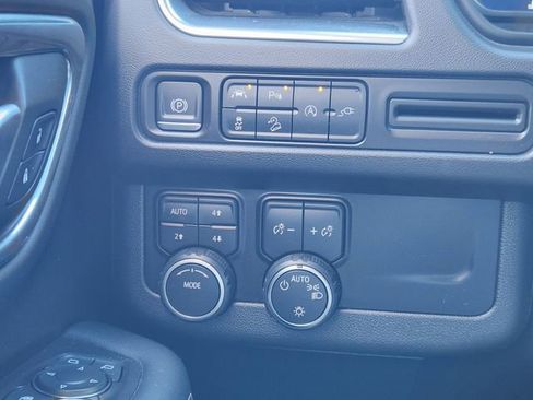 Used 2022 Chevrolet Tahoe Premier image 20