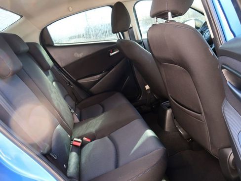 Used 2016 Scion iA image 8