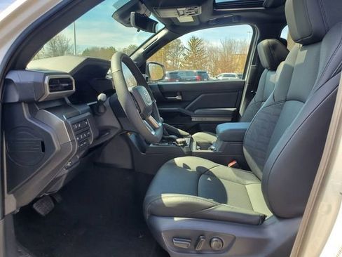 New 2026 Toyota Tacoma TRD Off-Road AWD/4WD image 18