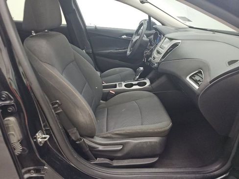 Used 2018 Chevrolet Cruze LS FWD image 24