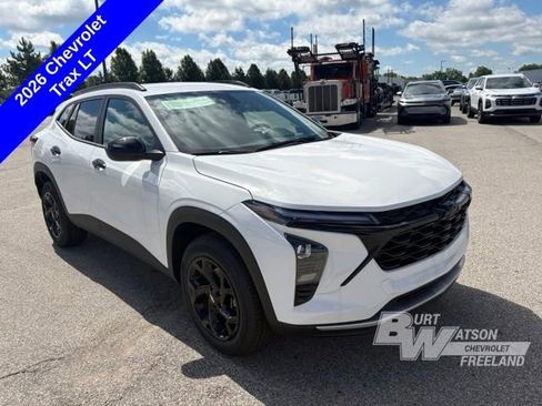New 2026 Chevrolet Trax LT w/ Driver Confidence Package FWD image 7