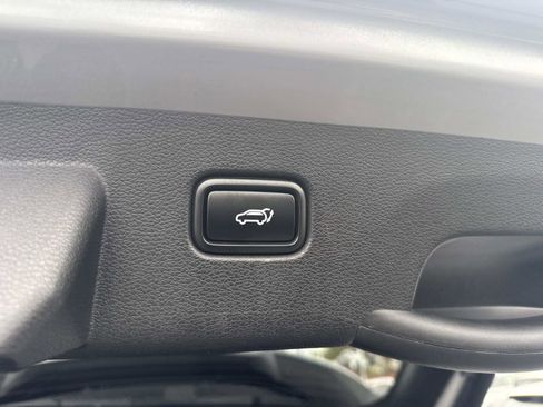 Used 2023 Kia Sportage X-Line w/ X-Line Premium Package AWD/4WD image 8