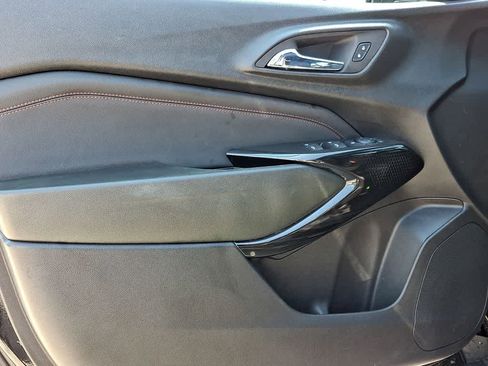 Used 2024 Chevrolet Trax RS w/ Driver Confidence Package FWD image 11