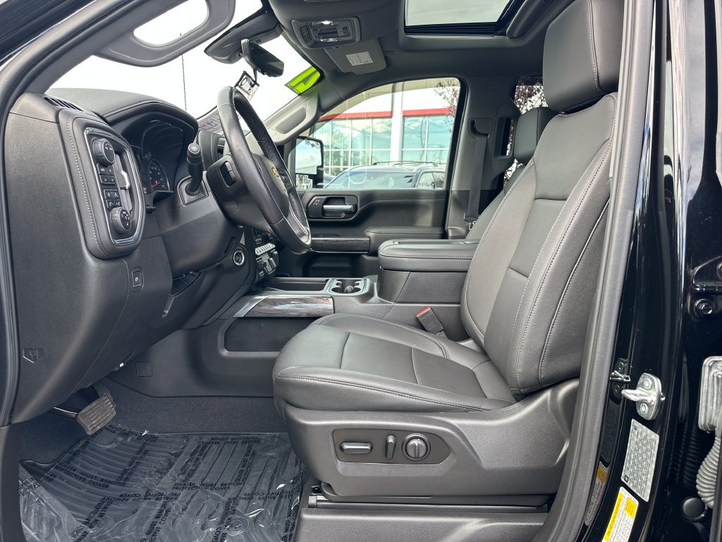 Used 2021 Chevrolet Silverado 3500 LTZ w/ Z71 Chrome Sport Edition AWD/4WD image 12