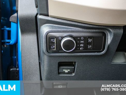 Used 2024 Ford Bronco Wildtrak image 30