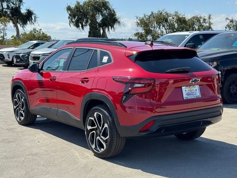 New 2026 Chevrolet Trax RS w/ Sunroof Package FWD image 3